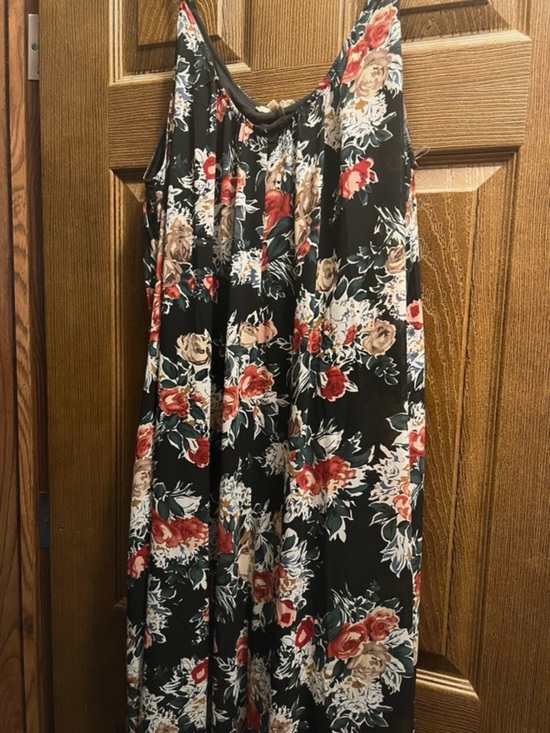 entro Dresses & Skirts - entro Black Floral Maxi Dress with Red and Cream Blooms